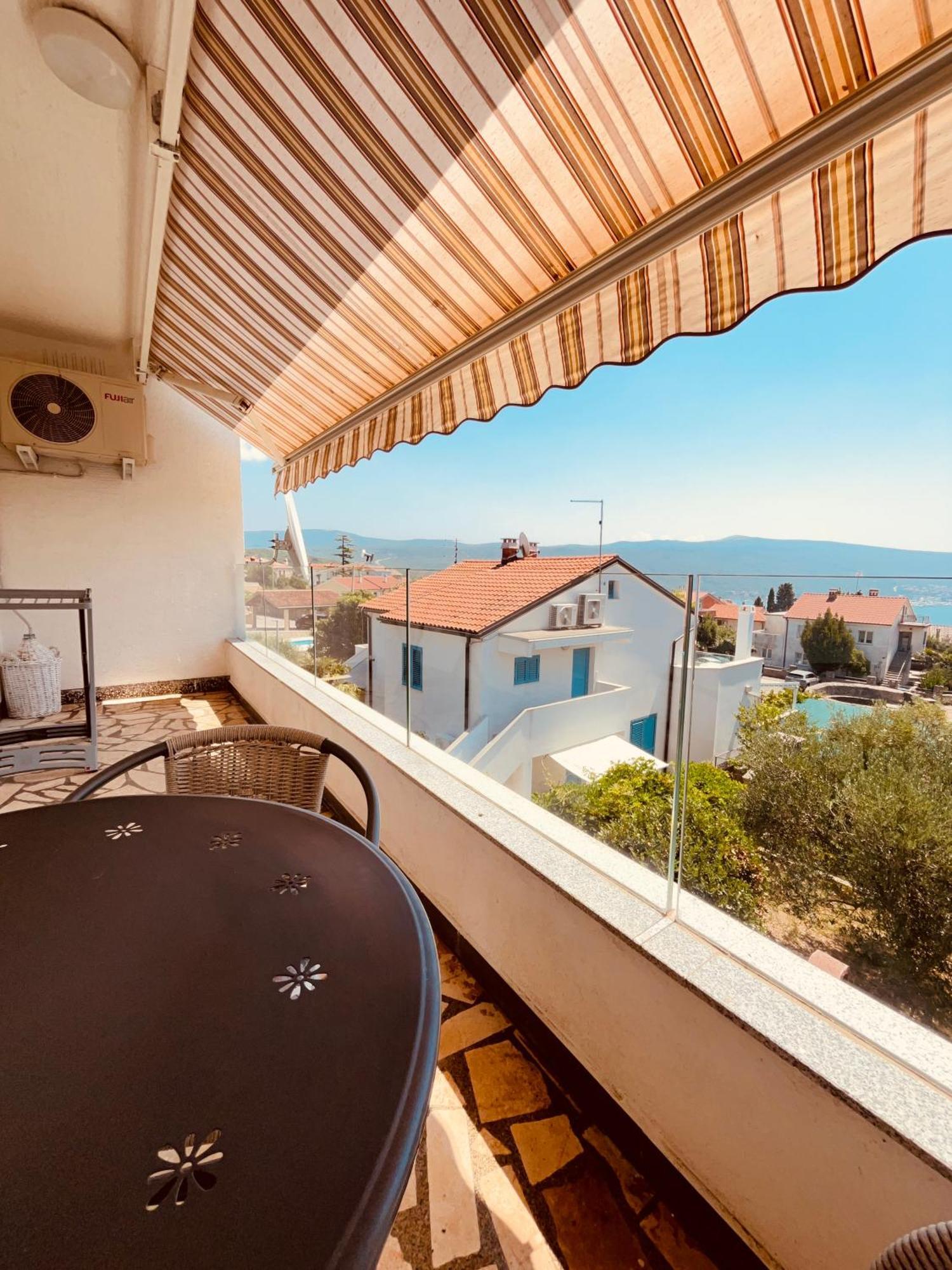 Cornus Vallis Apartment Krk Town Bagian luar foto