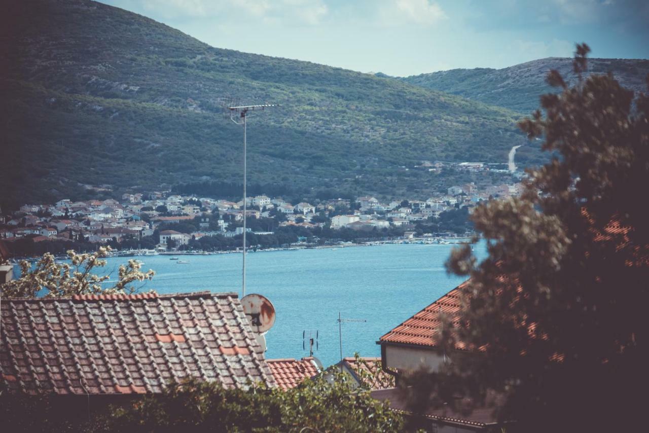 Cornus Vallis Apartment Krk Town Bagian luar foto